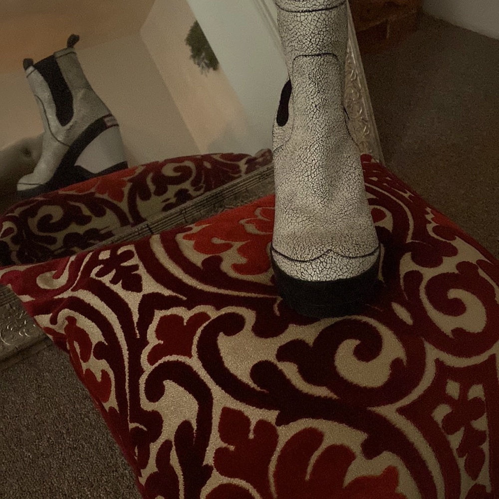 Hunter Chelsea Boots/Booties - Picture 4 of 6